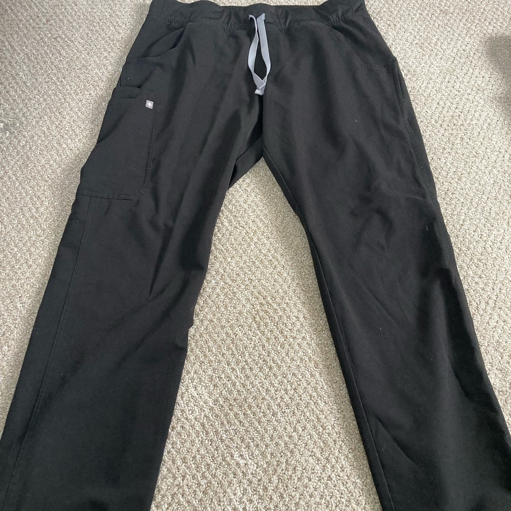 FIGS scrub pants